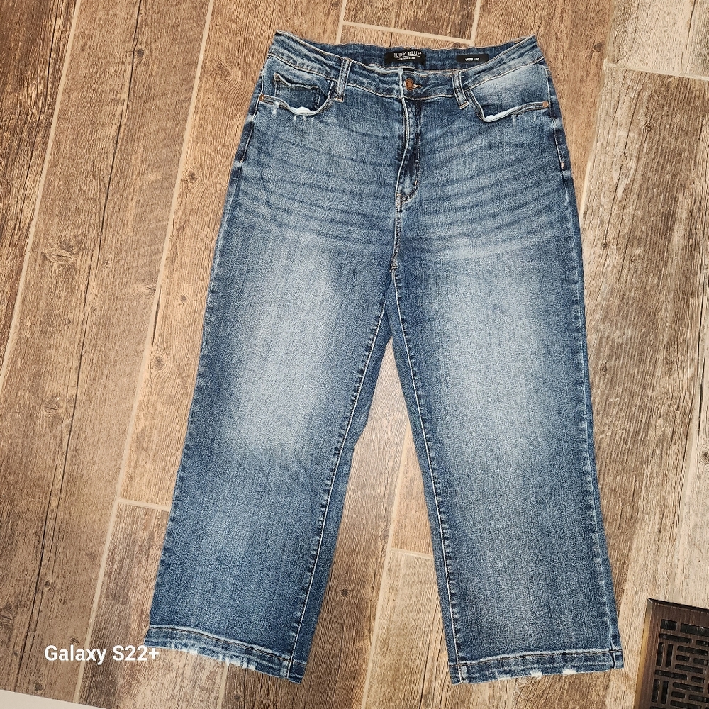 Judy Blue Wide Leg Crop